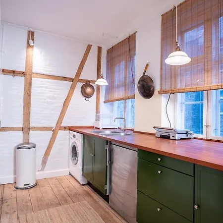 Charming 2br In K *