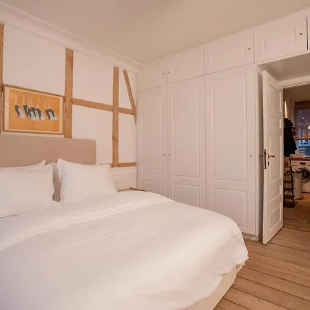 Charming 2br In K *