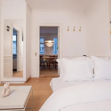 Apartament Charming 2br In K