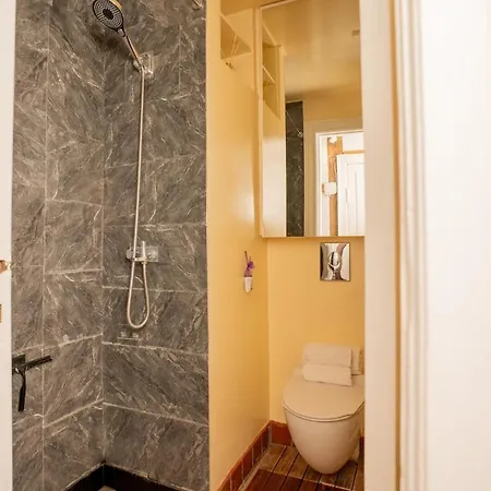 Apartament Charming 2br In K Kopenhaga