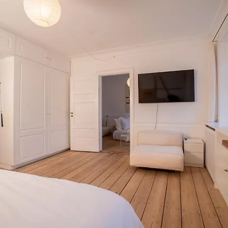 Charming 2br In K *